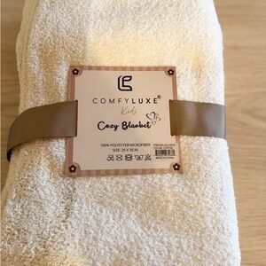 Kids Cozy Blanket - Cream NEW 29x35